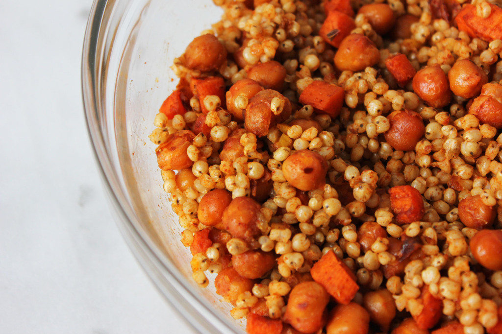 sorghum-salad-with-harissa-roasted-carrots-and-chickpeas-2