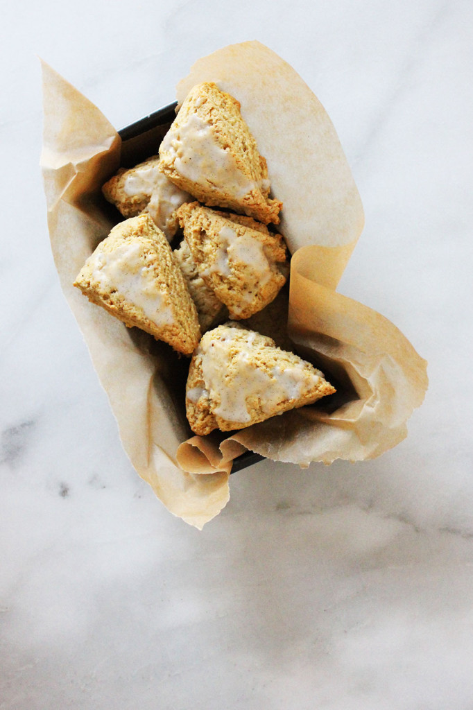 Triple Vanilla Bean Scones // Autumn Makes & Does #glutenfree #dairyfree