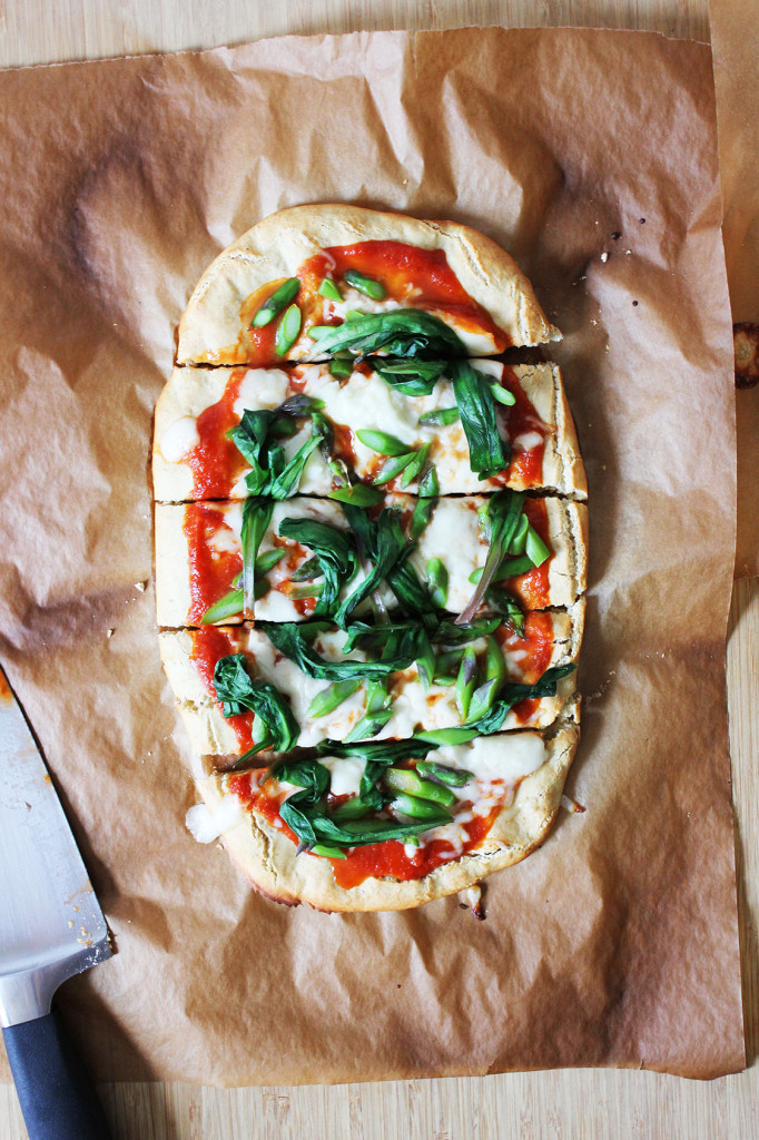 Gluten-free Pizza Crust // Autumn Makes & Does